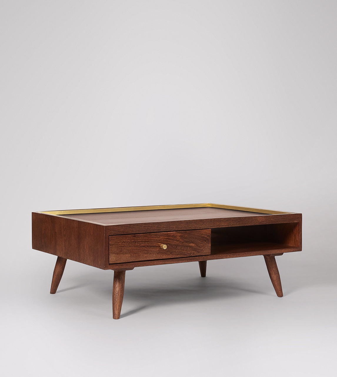 Fresko Coffee Table – Elegant Centerpiece in Solid Mango Wood